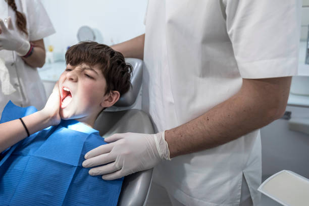 Best Emergency Dental Services for Seniors in Oakridge, OR